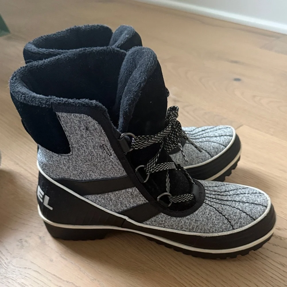 Sorel Tivoli II Women’s winter boots, size 9 - Picture 5 of 5